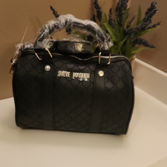 Steve Madden Handbags - Steve Madden Black Quilted Design Faux Leather Women's Satchel Bag